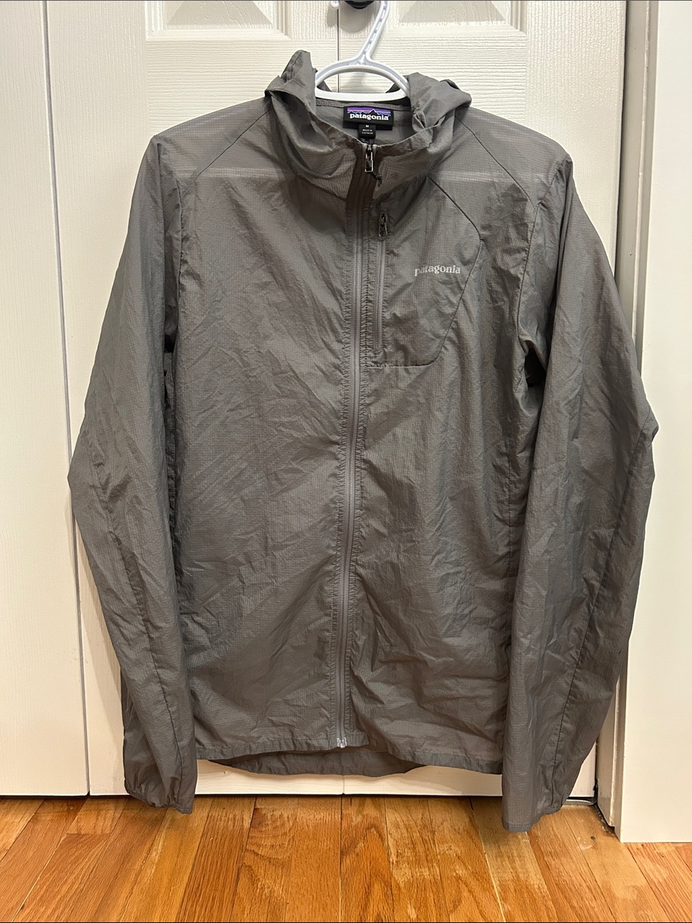 Patagonia Lightweight Hooded Windbreaker Jacket — Gray